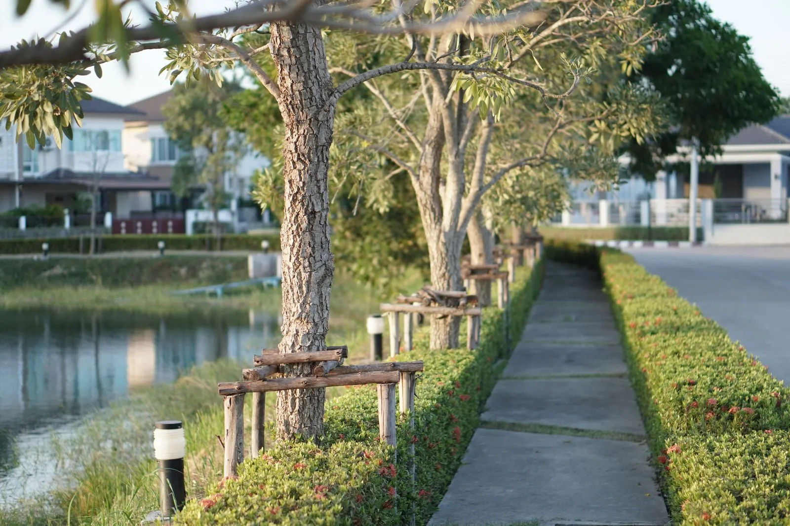 Concrete Walkway Repair or Replacement: What to Consider